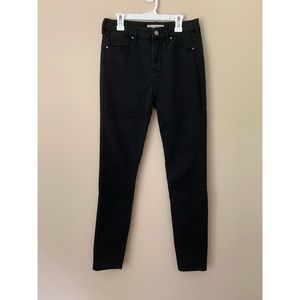 Black skinny jeans